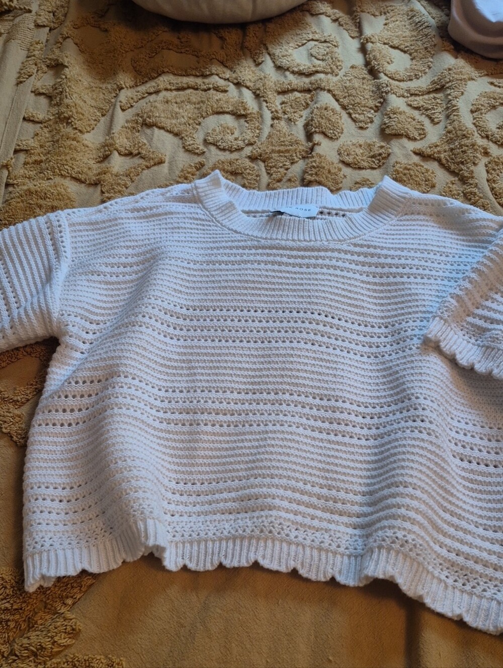Pink Rose White Open-Weave Short Sleeve Crew Sweater
